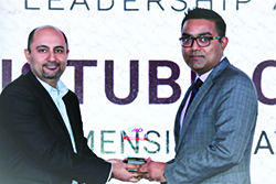 KAUSTUBH CHANDRA, HEAD MARKETING & COMMUNICATIONS, DIMENSION DATA INDIA RECEIVES ENTERPRISE IT CMO AWARD 2017 FROM BHARAT B. ANAND, CIO, MINISTRY OF HOME AFFAIRS, GOVT. OF INDIA